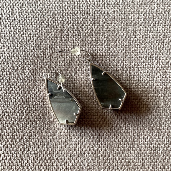 Kendra Scott Camry Drop Earrings - Picture 2 of 4